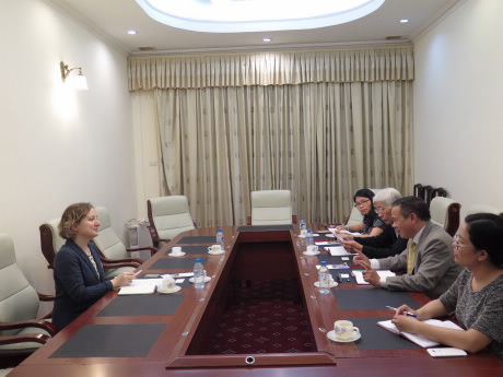 Meeting between Center for Vietnam Science and Technology Internationalization Promotion and National University of Science and Technology MISIS – Russia