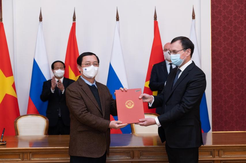 Việt Nam – Liên bang Nga tăng cường hợp tác về khoa học và công nghệ